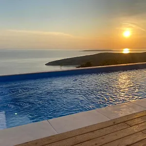 Vacation Ustrine
